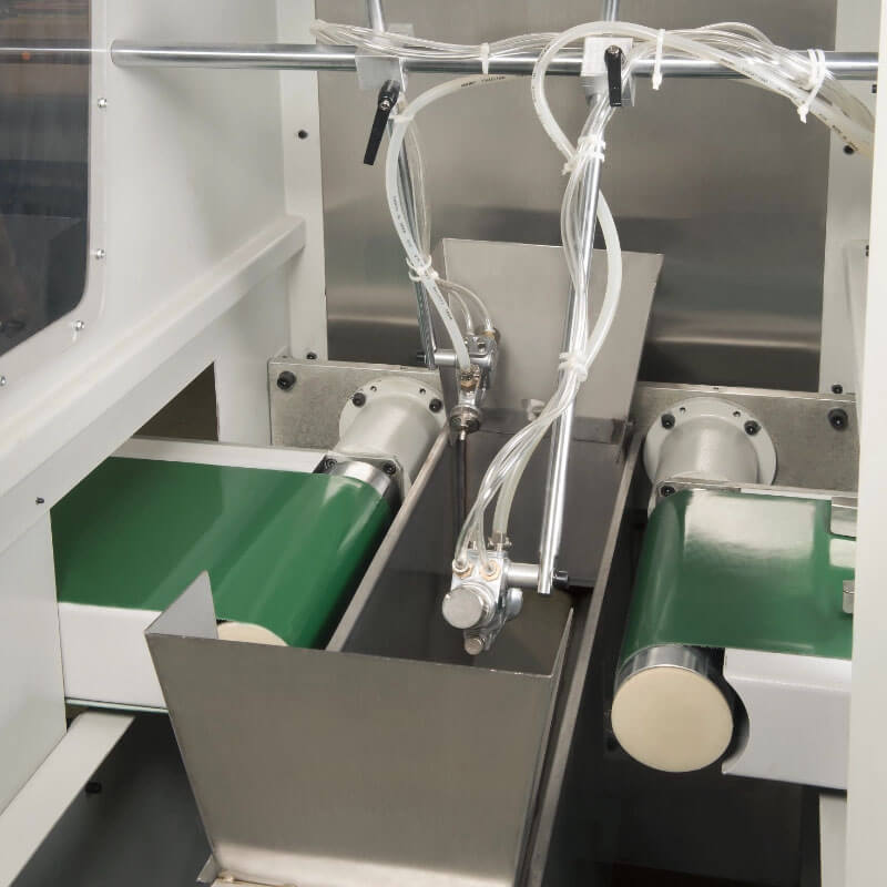 Spray and Recovery Troughs for 3-Gun Lineal Spray Machine